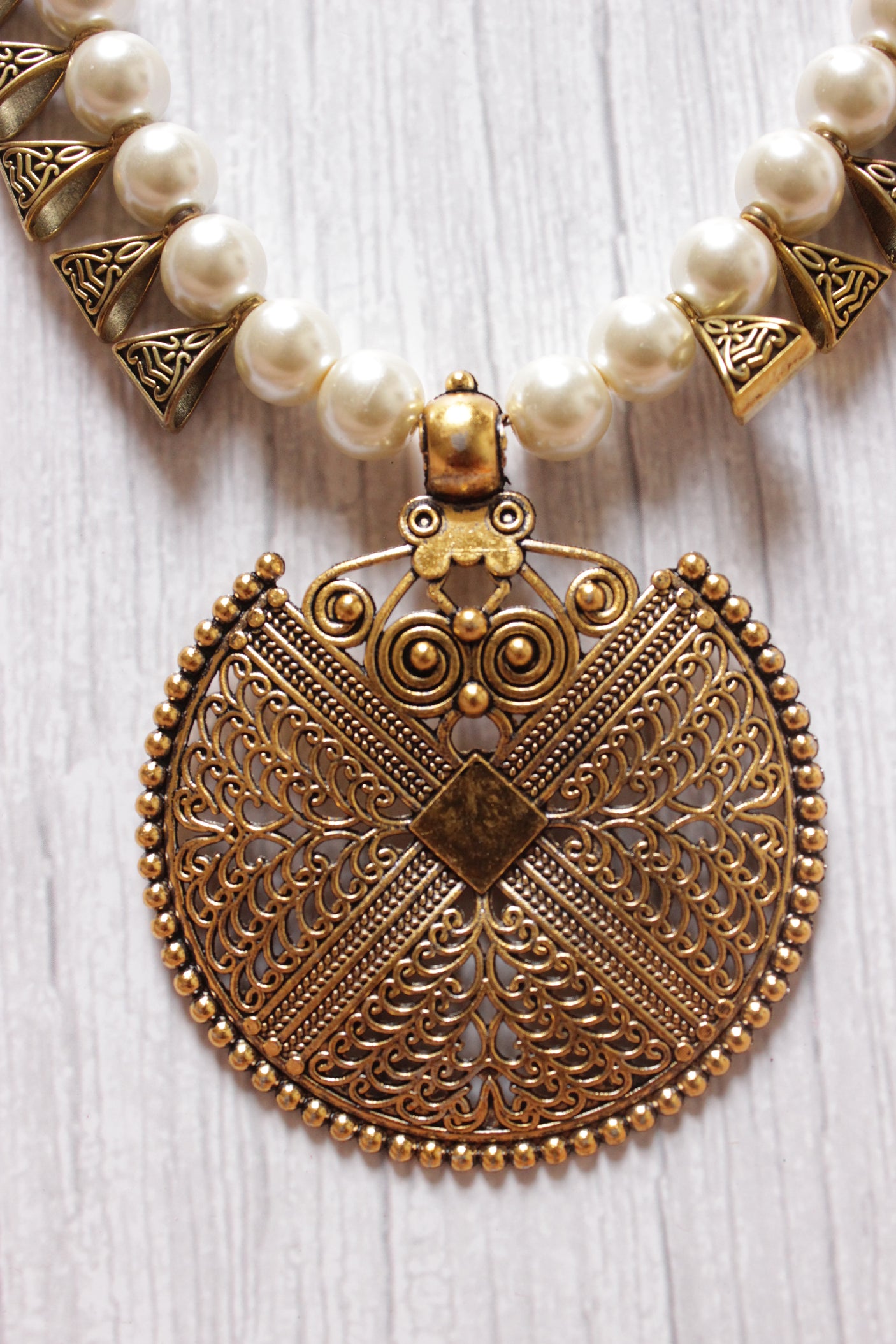 Gold-Toned White Pearl Necklace Set with Statement Pendant