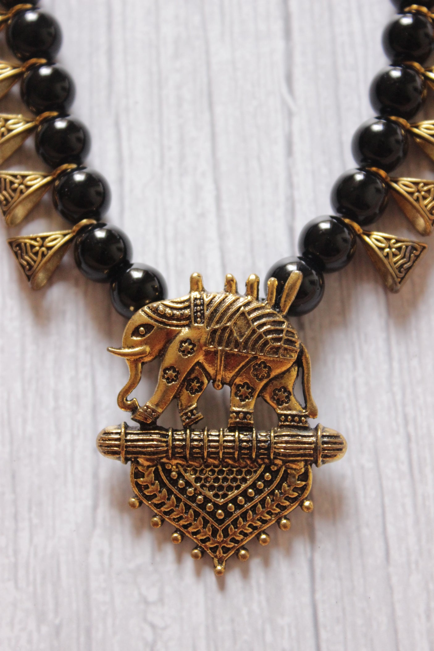 Gold-Toned GP Black Pearl Necklace Set