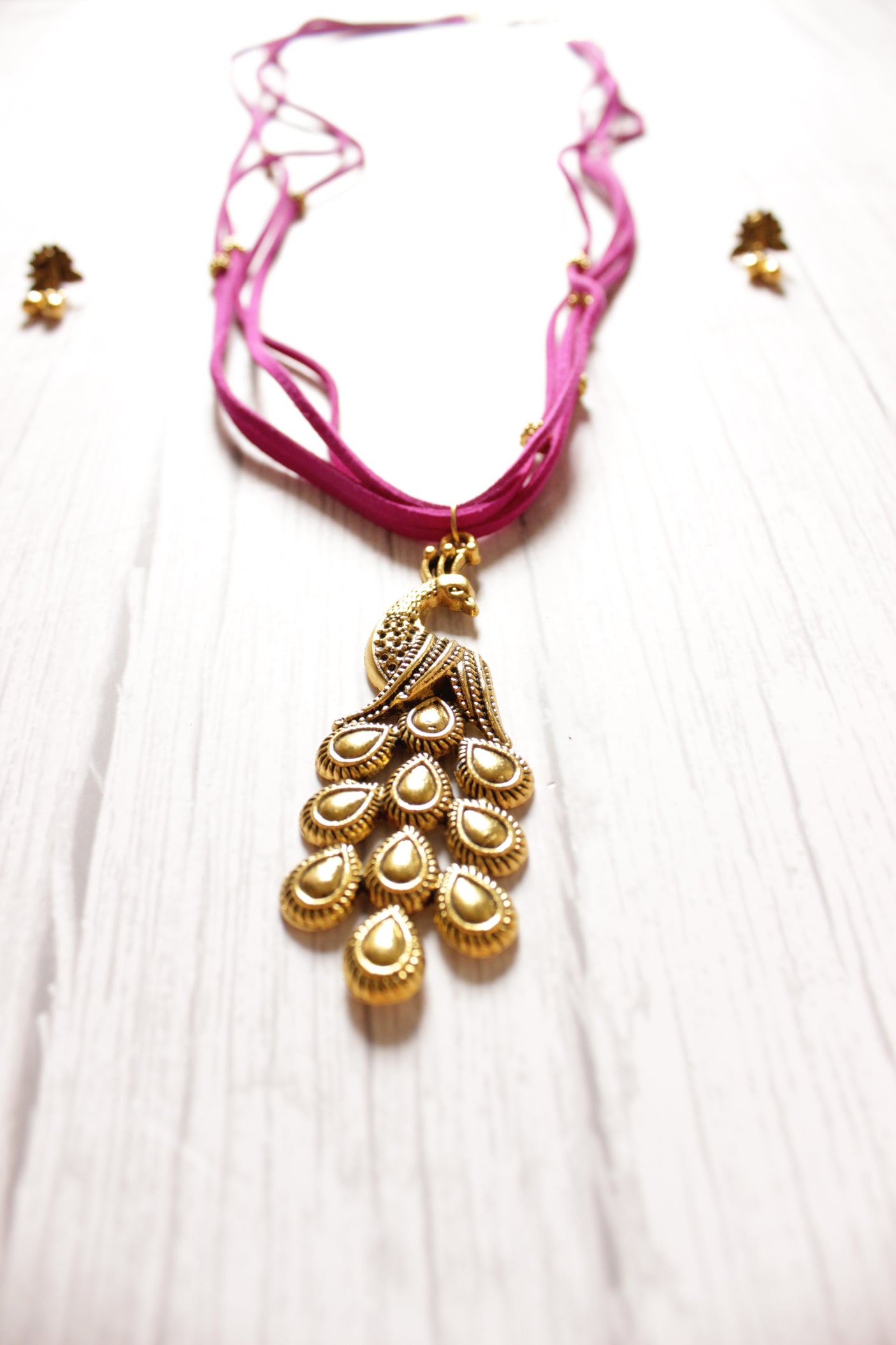 Peacock Motif Gold Finish Fuchsia Rope Closure Necklace Set