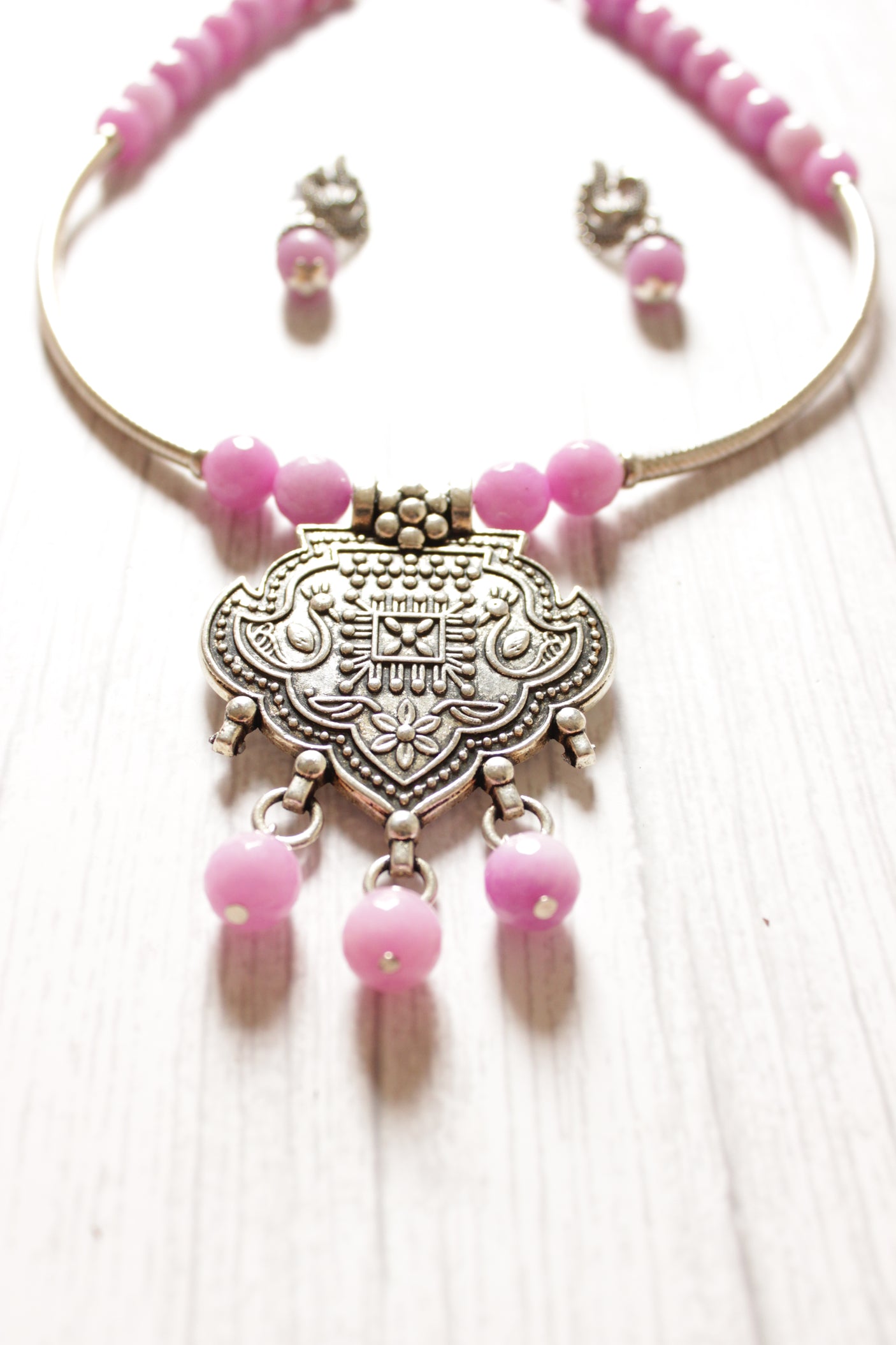 Pink Jade Beads Hasli Necklace Set