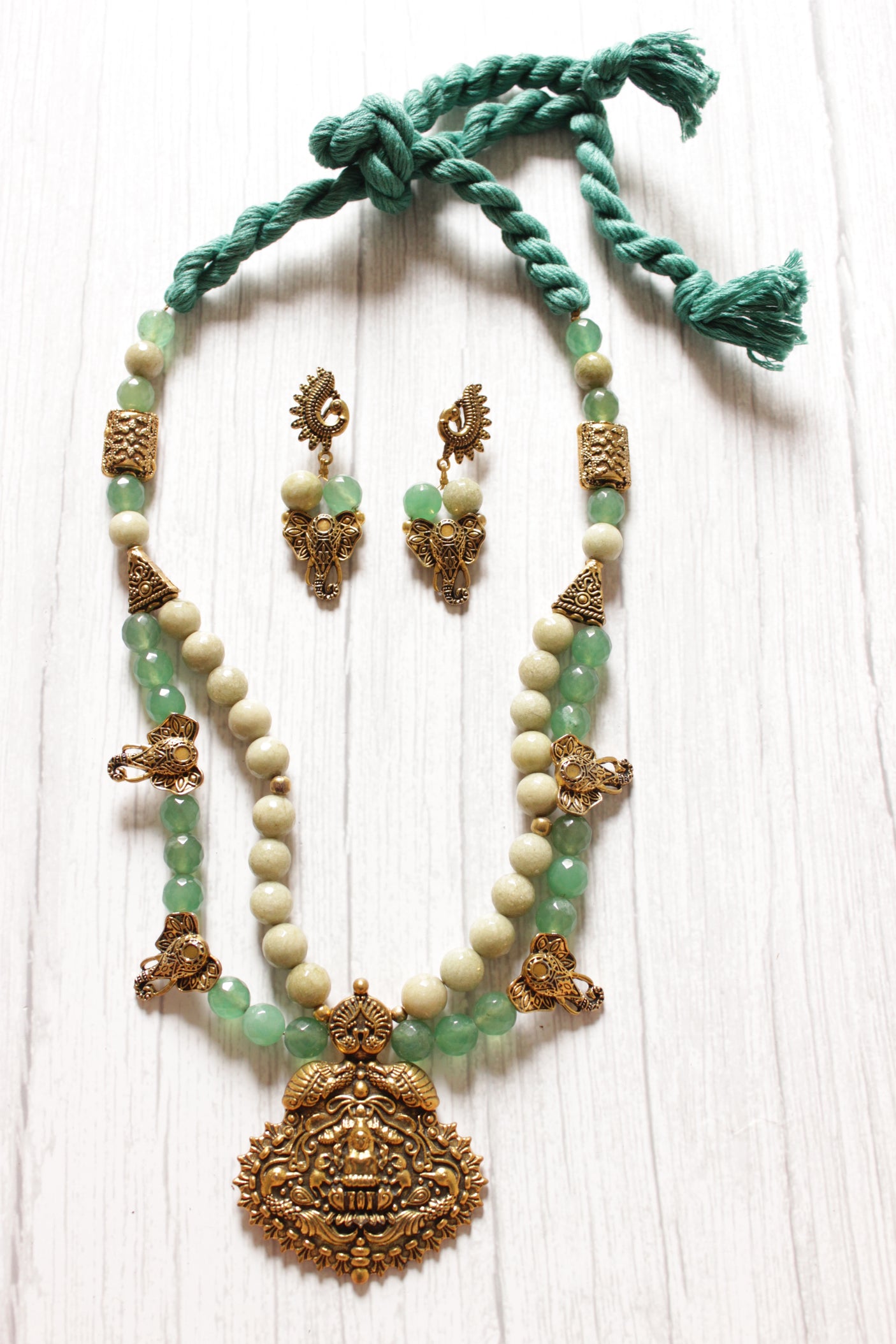 Ivory and Green Jade Beads Antique Gold Finish Metal Pendant Necklace Set