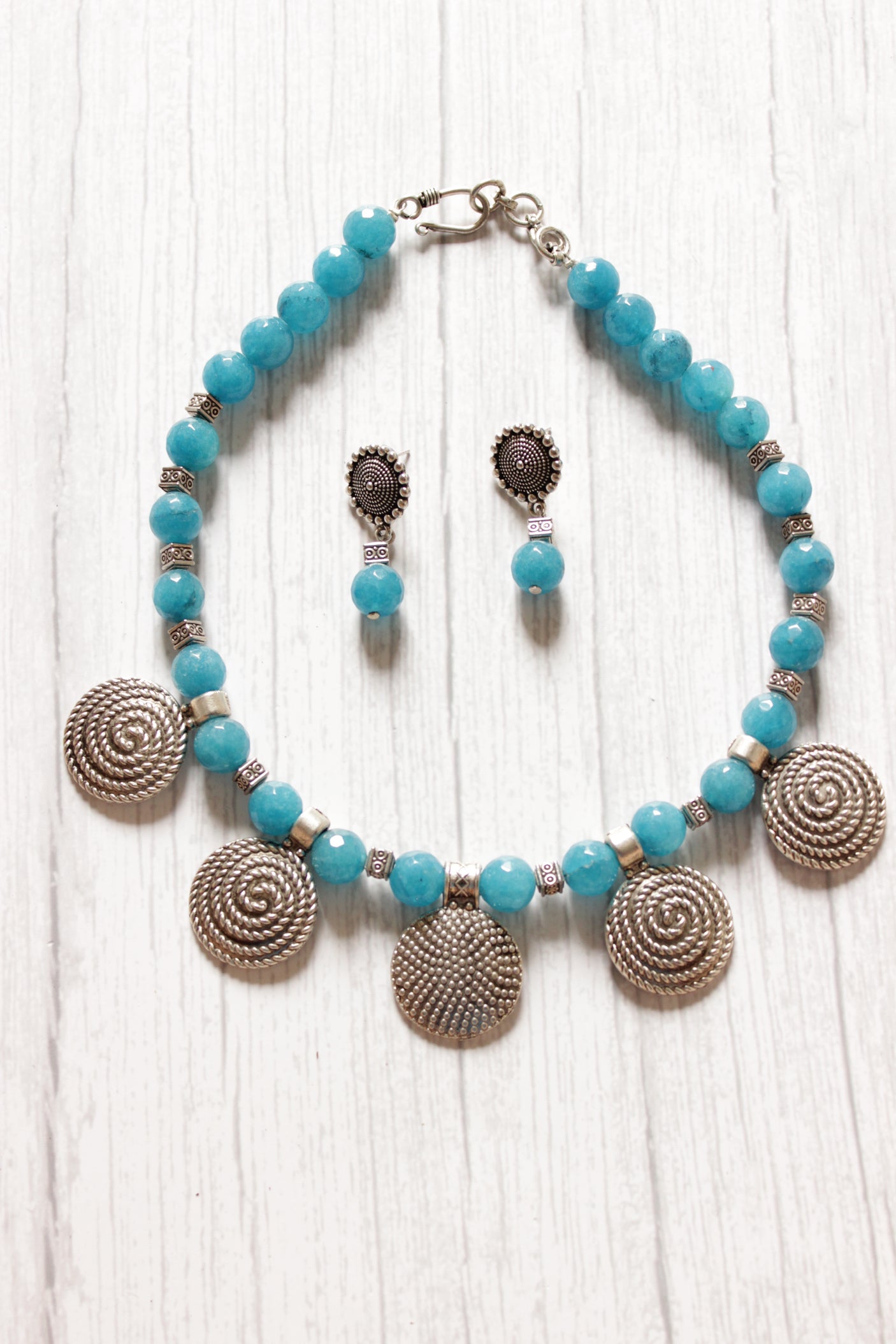 Turquoise Jade Beads Spiral Metal Charms Necklace Set