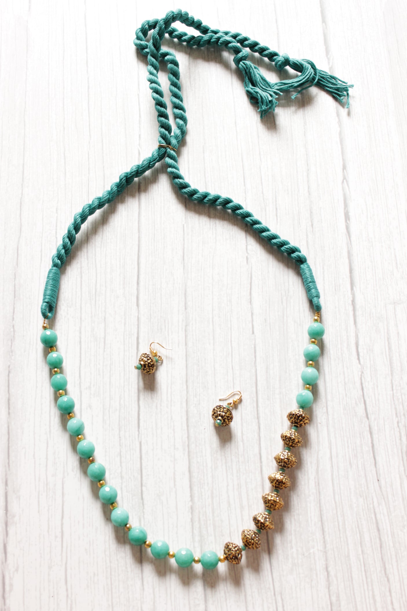 Turquoise and Antique Gold Finish Metal Beads Necklace Set