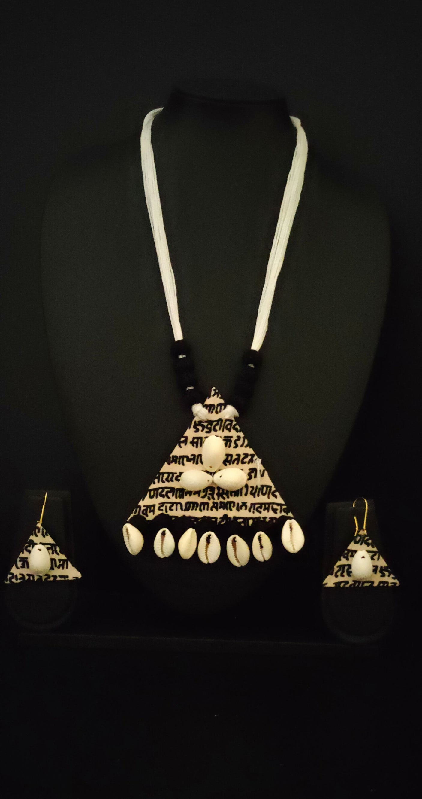 Mantra Printed Fabric and Shell Work Necklace Set with Thread Closure