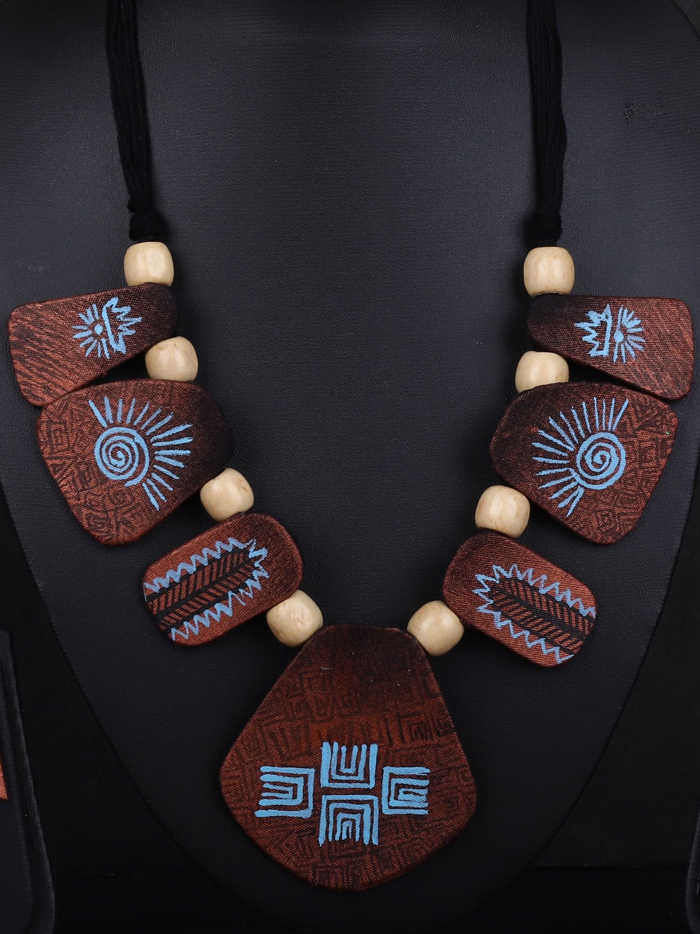 Brown colored Handprinted Terracotta Necklace Set - A Local Tribe