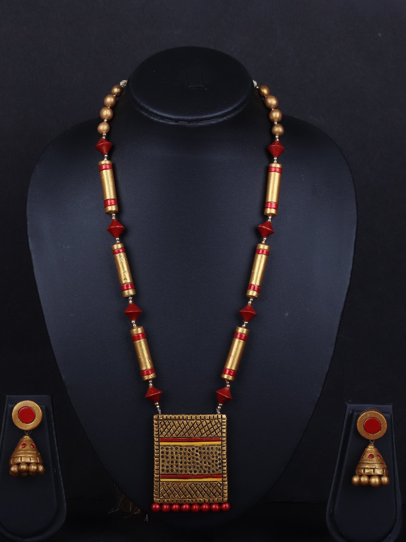 Handpainted Gorgeous Terracotta Necklace Set - A Local Tribe