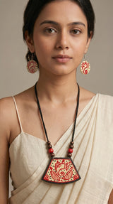 Cream & Red Hand-Painted Lord Ganesha Ceramic Necklace Set