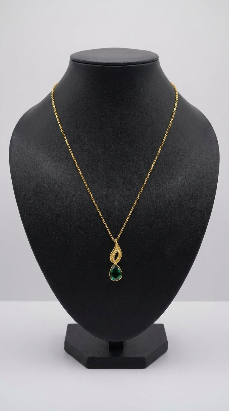 Green Natural Gemstones Embedded Gold Chain Necklace