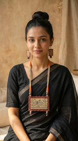 Hand Painted Birds Necklace Set with Jute and Thread Closure