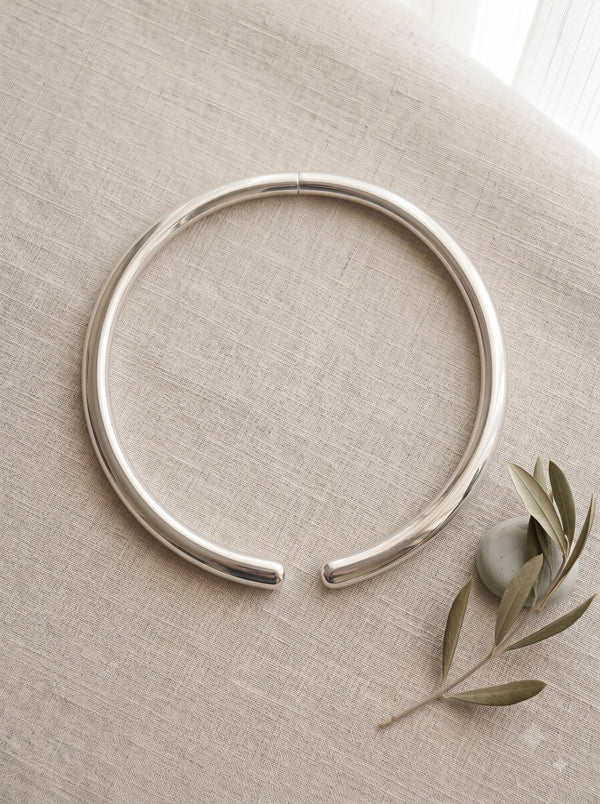 Polished Silver Tubular Hasli Choker Necklace