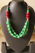 Load image into Gallery viewer, Green and Maroon Brass and Resin Beads Necklace
