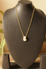 Load image into Gallery viewer, Baroque Pearl Gemstone Gold Plated Brass Chain Necklace
