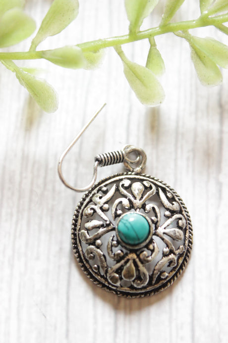 Green Onyx Stone Embedded Oxidised Finish Mesh Brass Earrings