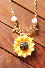 Gold Toned Sunflower Chain Necklace