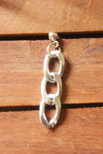 Load image into Gallery viewer, Gold Toned Chain Earrings
