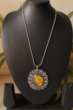 Load image into Gallery viewer, Sun Yellow Shaded Natural Gemstone Oxidised Finish Pendant Chain Necklace
