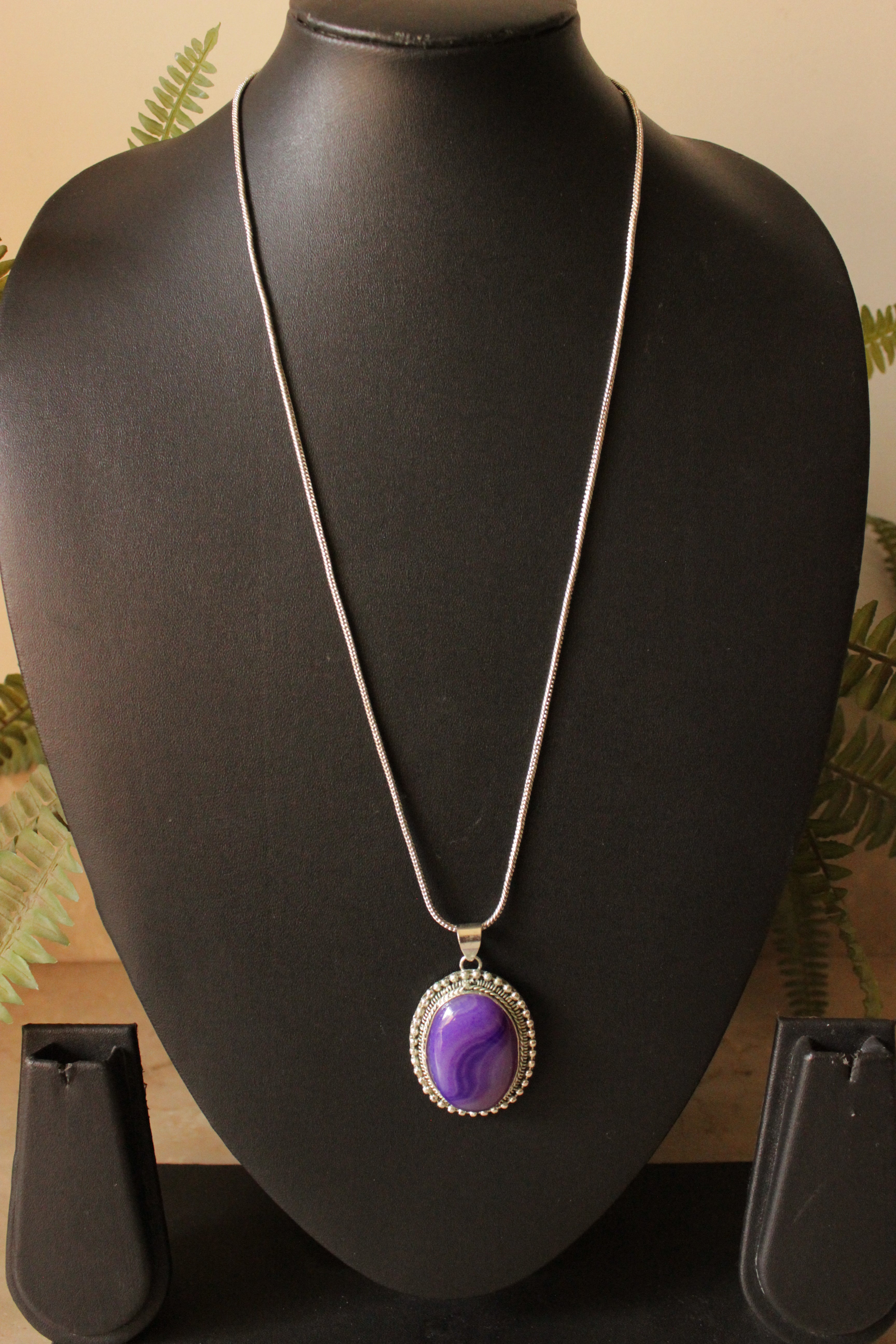 Purple Shaded Natural Gemstone Embedded Silver Finish Chain Necklace