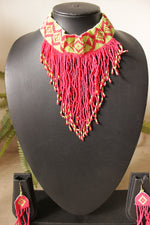 Load image into Gallery viewer, Red and Green Handmade Beaded Collar Choker Style Necklace Set
