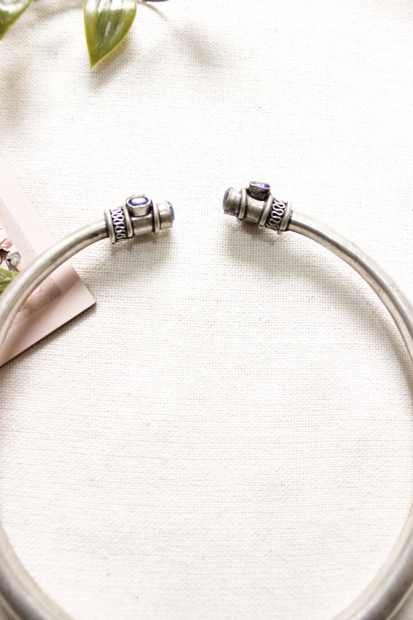 Smooth Premium Silver Finish Adjustable Choker Hasli