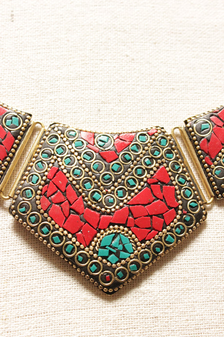 Red and Turquoise Gold Toned Chain Closure Tibetan Necklace Set