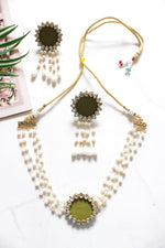 Load image into Gallery viewer, Fabric and Kundan Work Pendant with Bead Chains and Statement Earrings Choker Necklace
