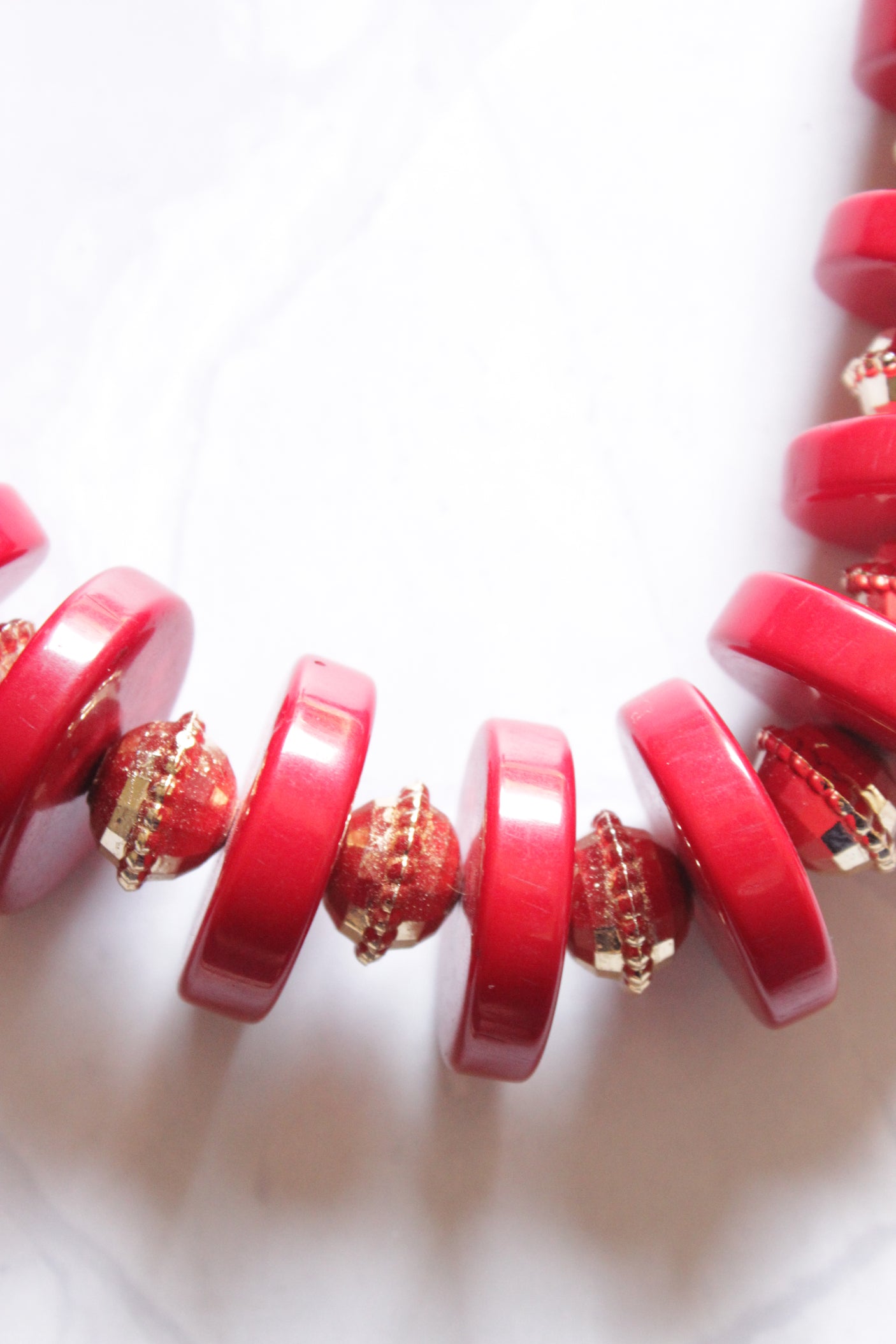 Red Acrylic Beads Gold Metal Accents Necklace Set