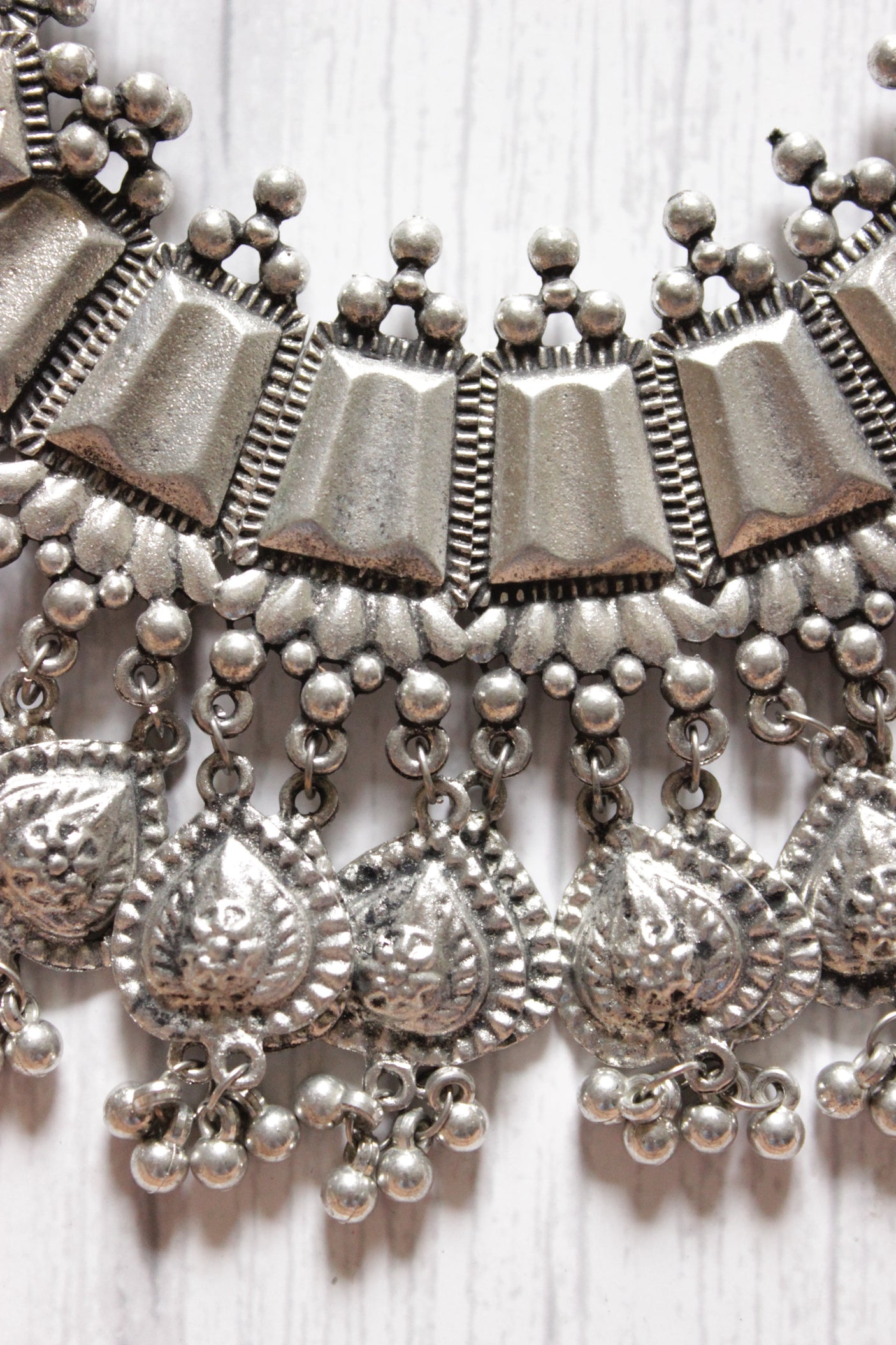 Premium Oxidised Finish Elaborate Metal Necklace with Chain Closure