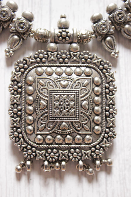 Oxidised Finish Elaborately Detailed Metal Necklace with Chain Closure