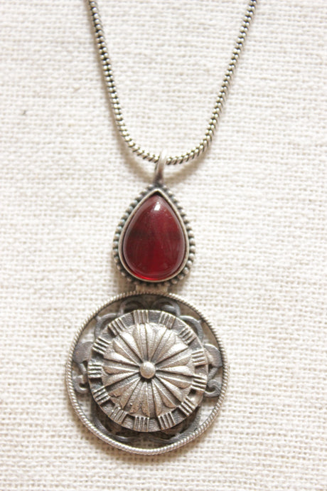 Oxidised Finish Concentric Circles Pendant with Tear Drop Shape Red Stone Petite Silver Chain Necklace