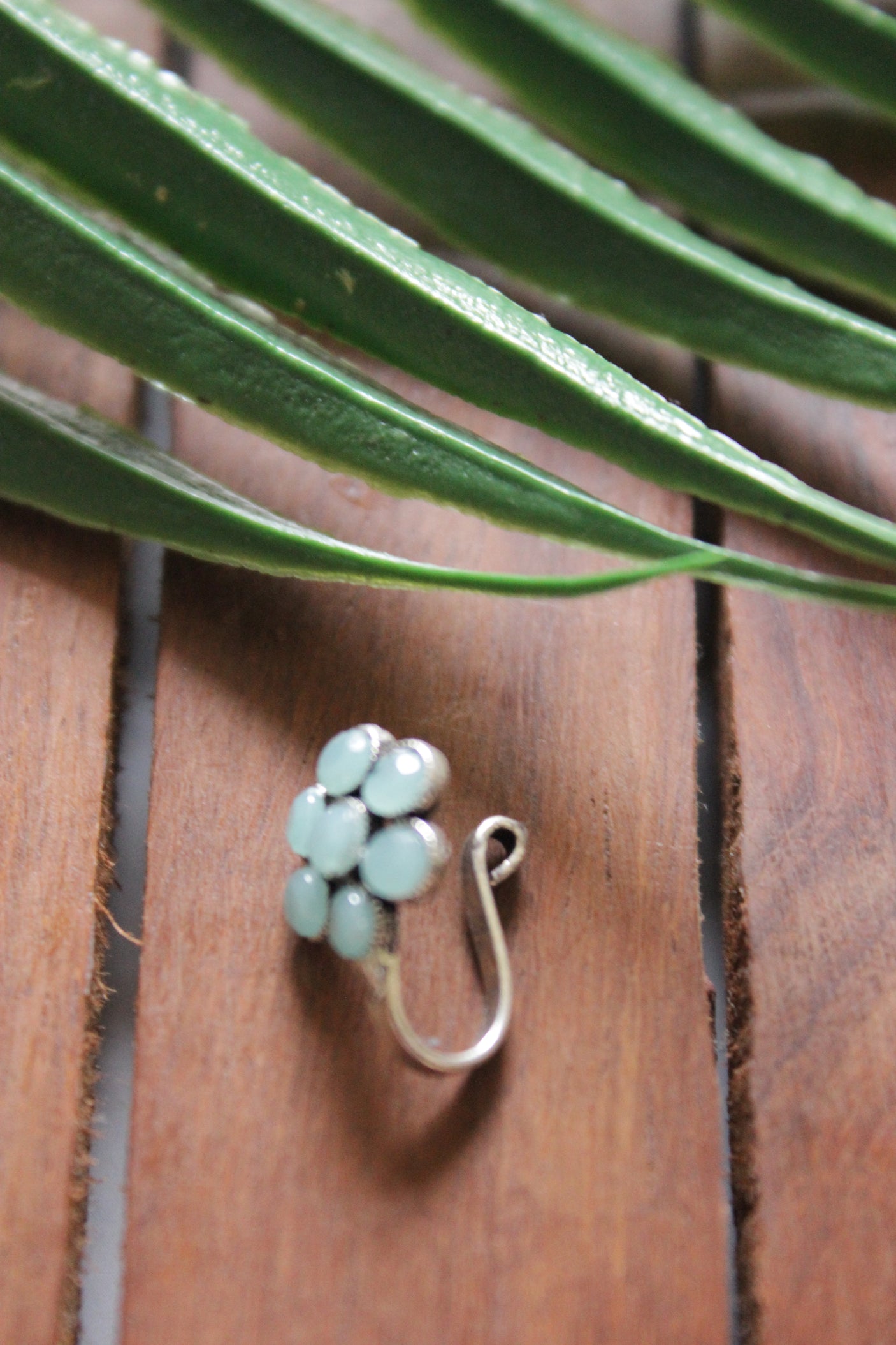 Blue Stones Flower Shape Oxidised Finish Silver Clip On Nosepin