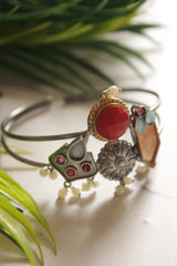 Dual Tone Red Center Stone Stone Bracelet/Kada