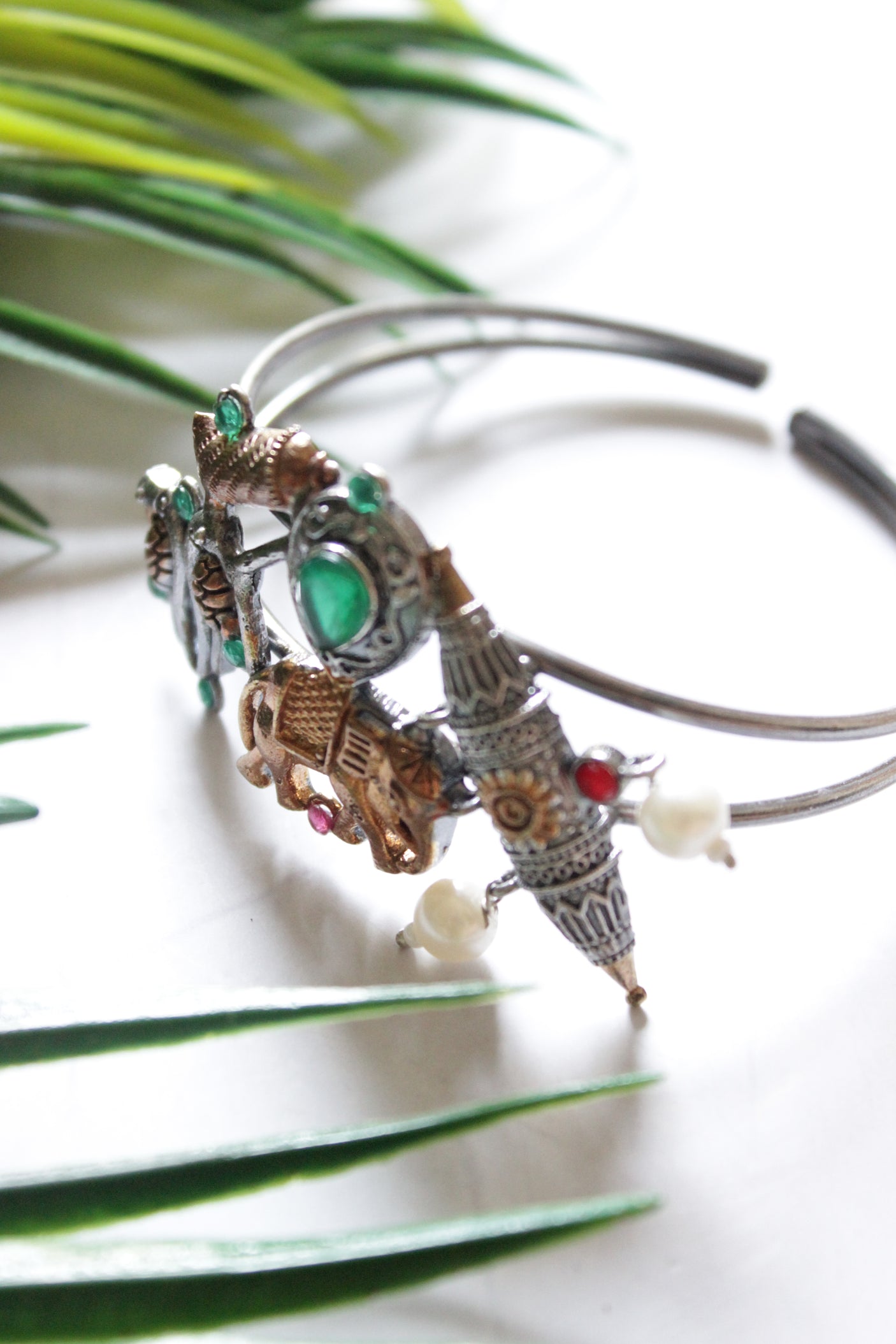 Dual Tone Green Stone Stones Elephant and Bird Motif Bracelet/Kada