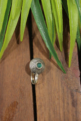 Green Center Stone Embedded Spiral Oxidised Finish Clip On Nosepin