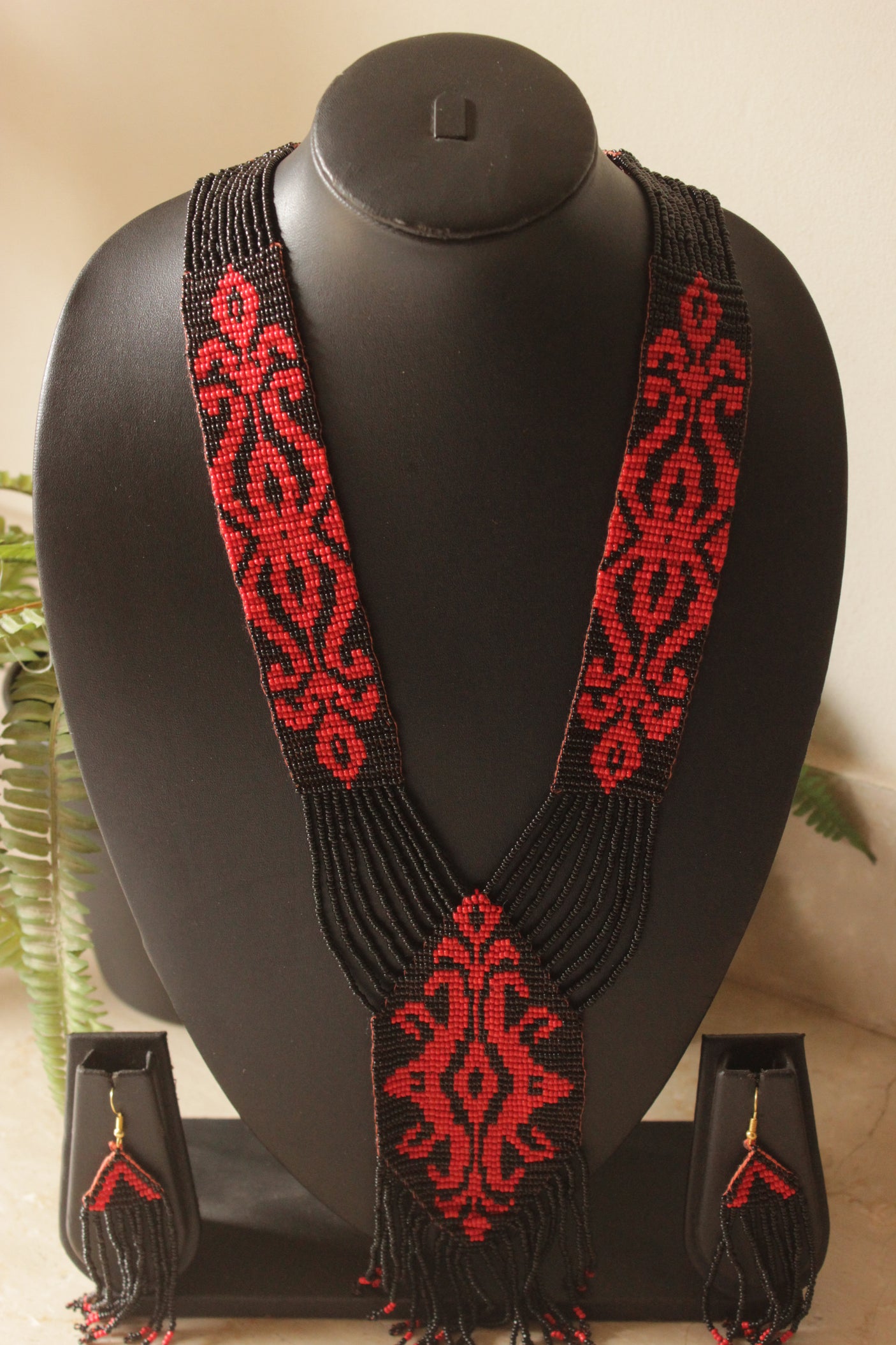 Black and Red Multi-Layer Hand Beaded Long Necklace Set