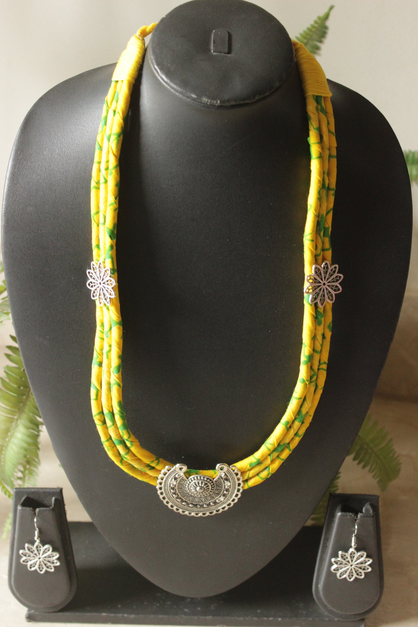 Yellow Block Printed Fabric and Metal Pendant Necklace Set