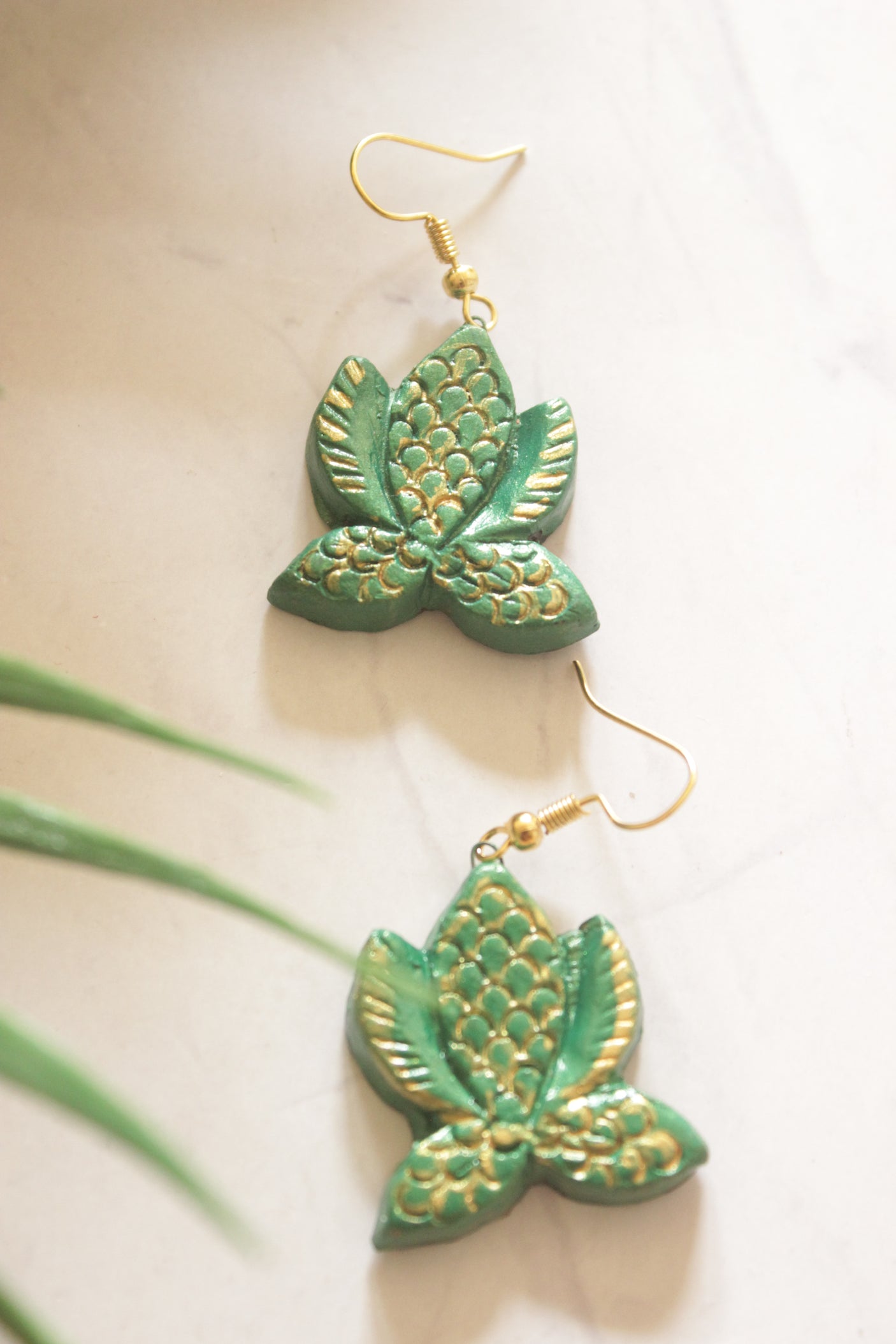 Lotus Hand Painted Terracotta Clay Necklace Set