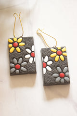 Daisy Bloom Handcrafted Terracotta Clay Necklace Set