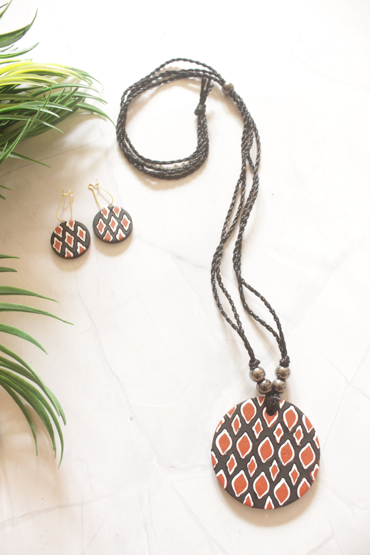 Earthy Hand Painted Terracotta Clay Pendant Necklace Set