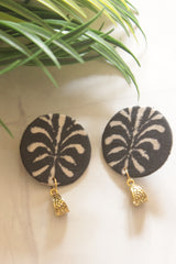 Black Bagru Block Printed Fabric Pleated Necklace Set