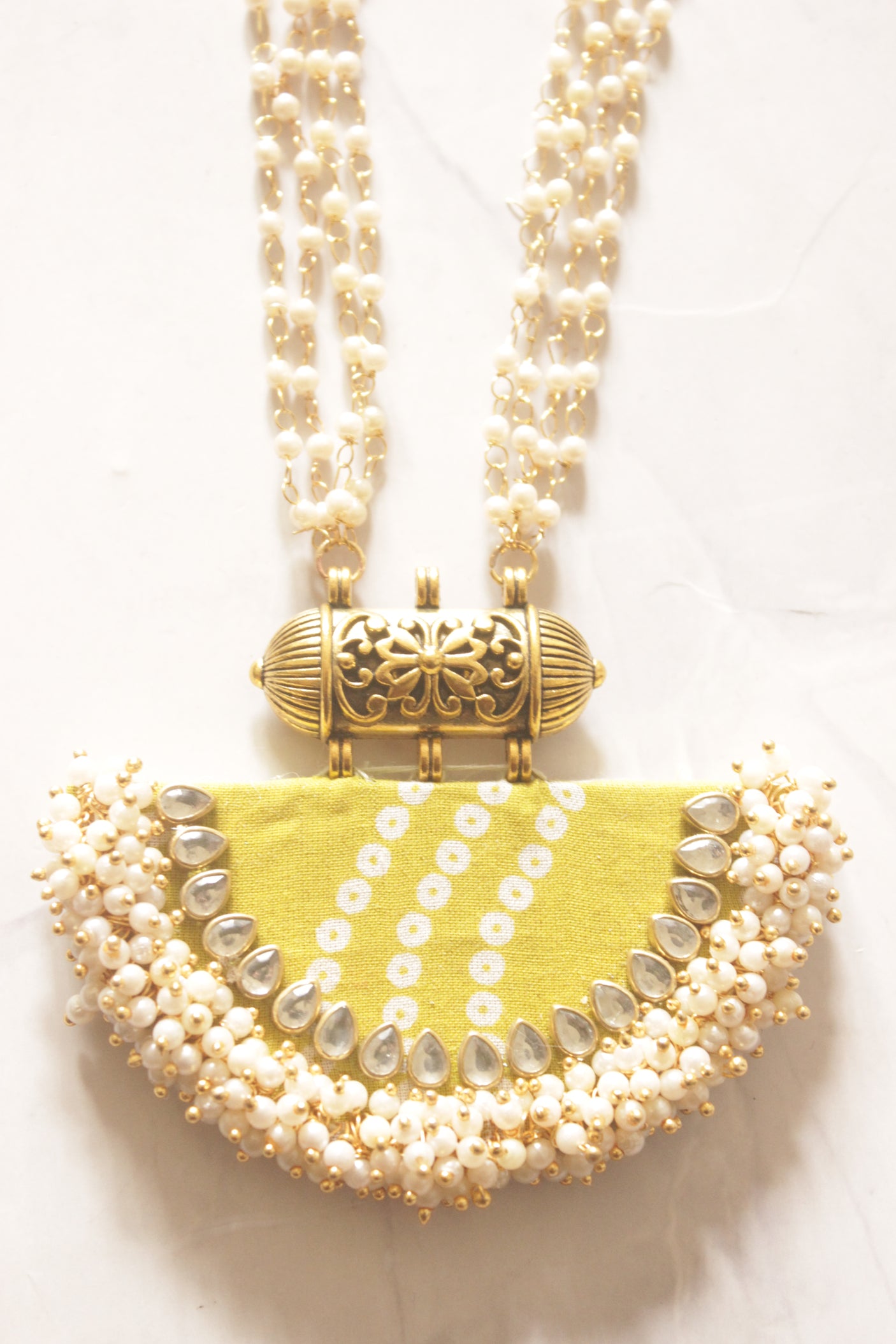 Olive Green Bandhani Fabric Pendant Pearl Strand Necklace