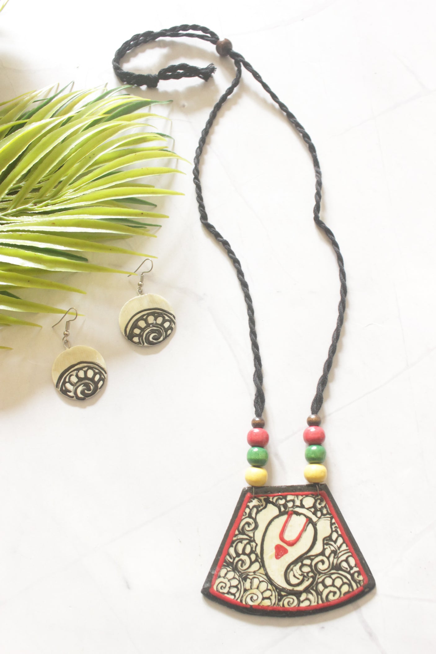 Cream & Black Hand-Painted Lord Ganesha Ceramic Necklace Set