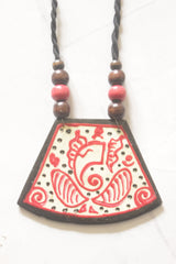 Cream & Red Hand-Painted Lord Ganesha Ceramic Necklace Set