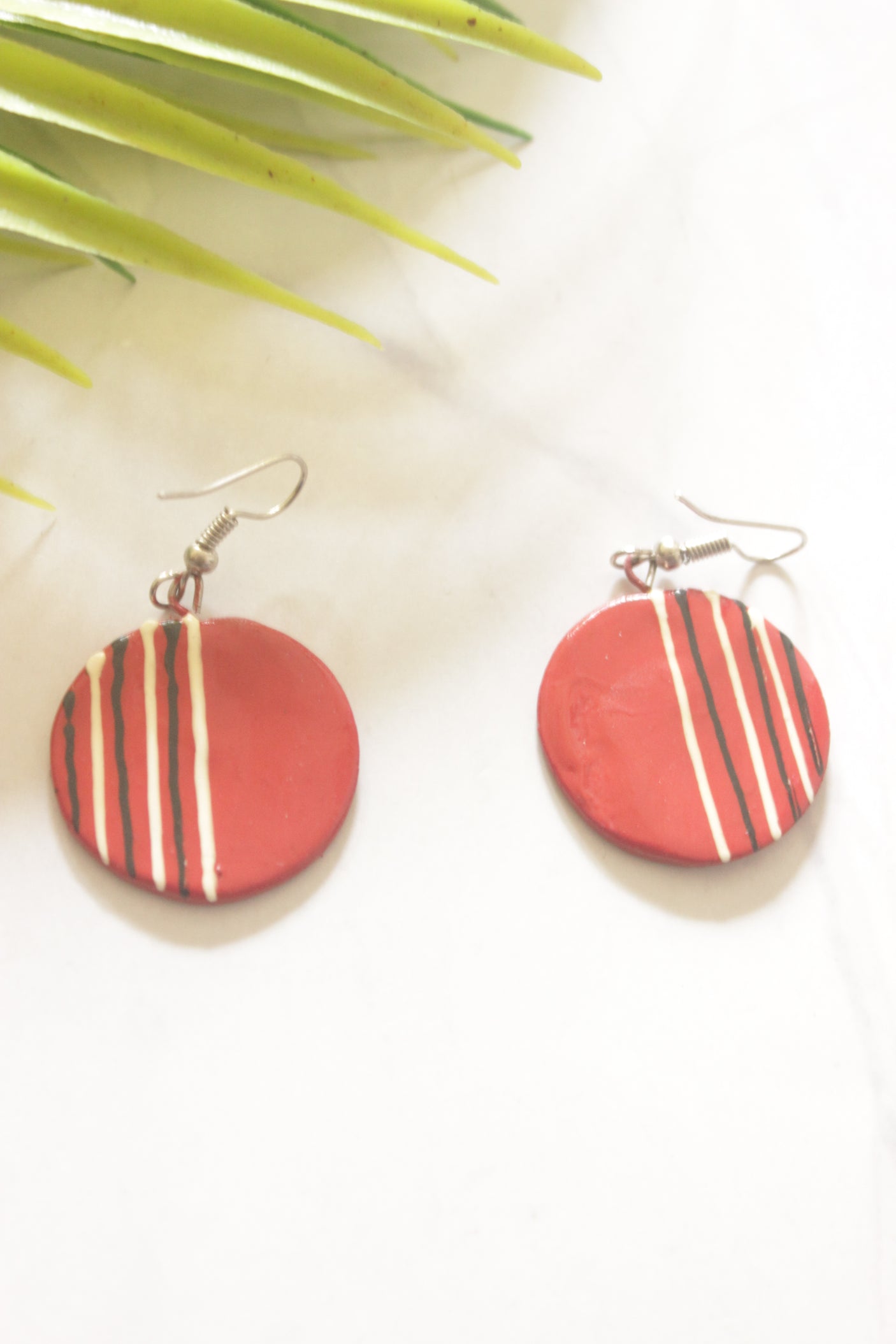 Red & Cream Hand-Painted Lord Ganesha Ceramic Necklace Set