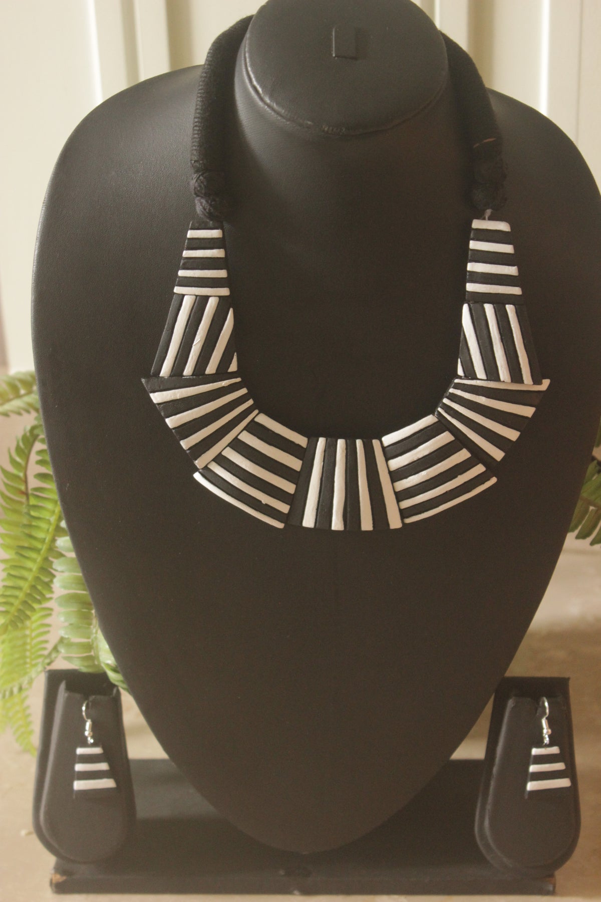 Monochrome Handcrafted Terracotta Clay Choker Necklace Set