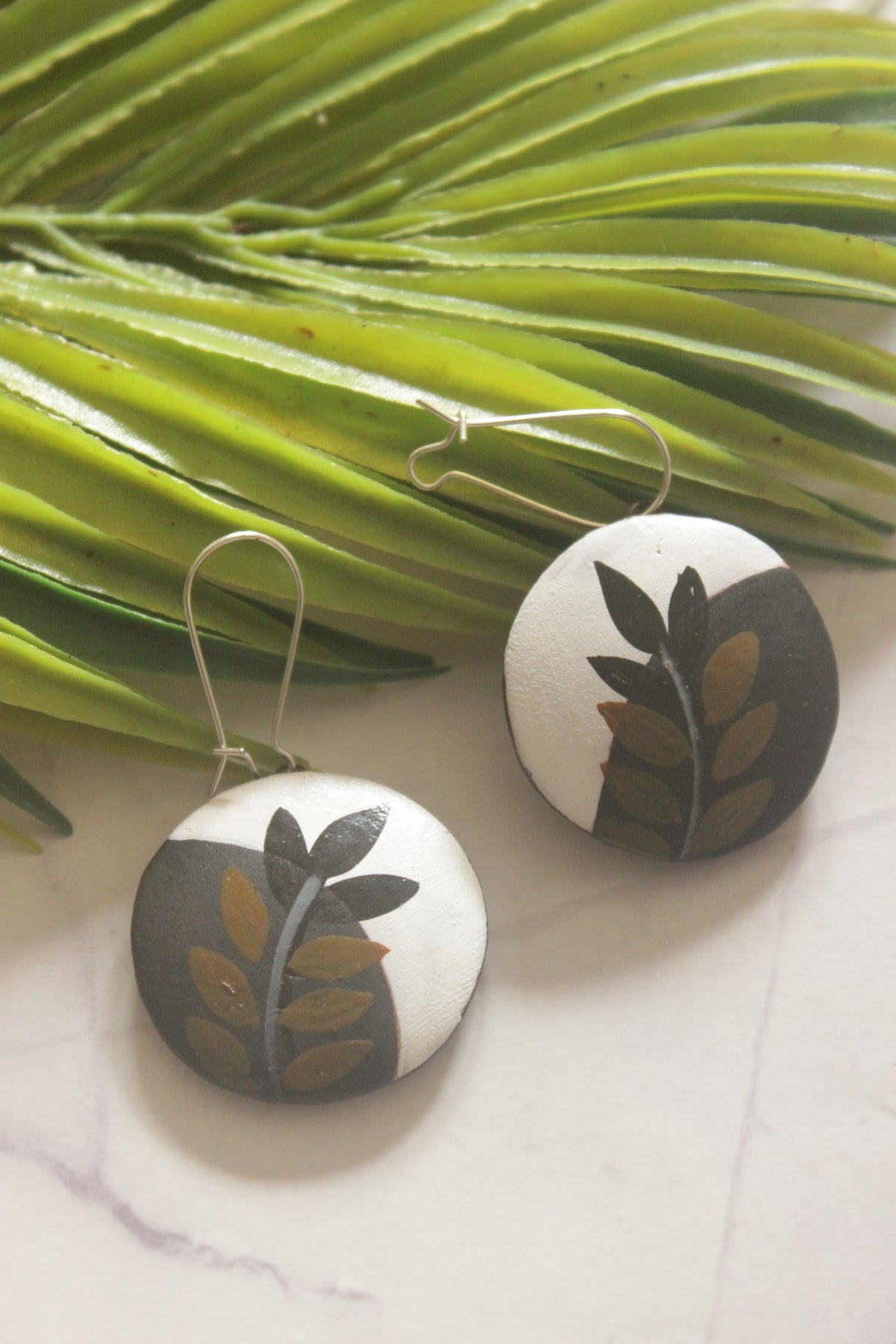Sunset At The Beach Hand Painted Terracotta Clay Necklace Set