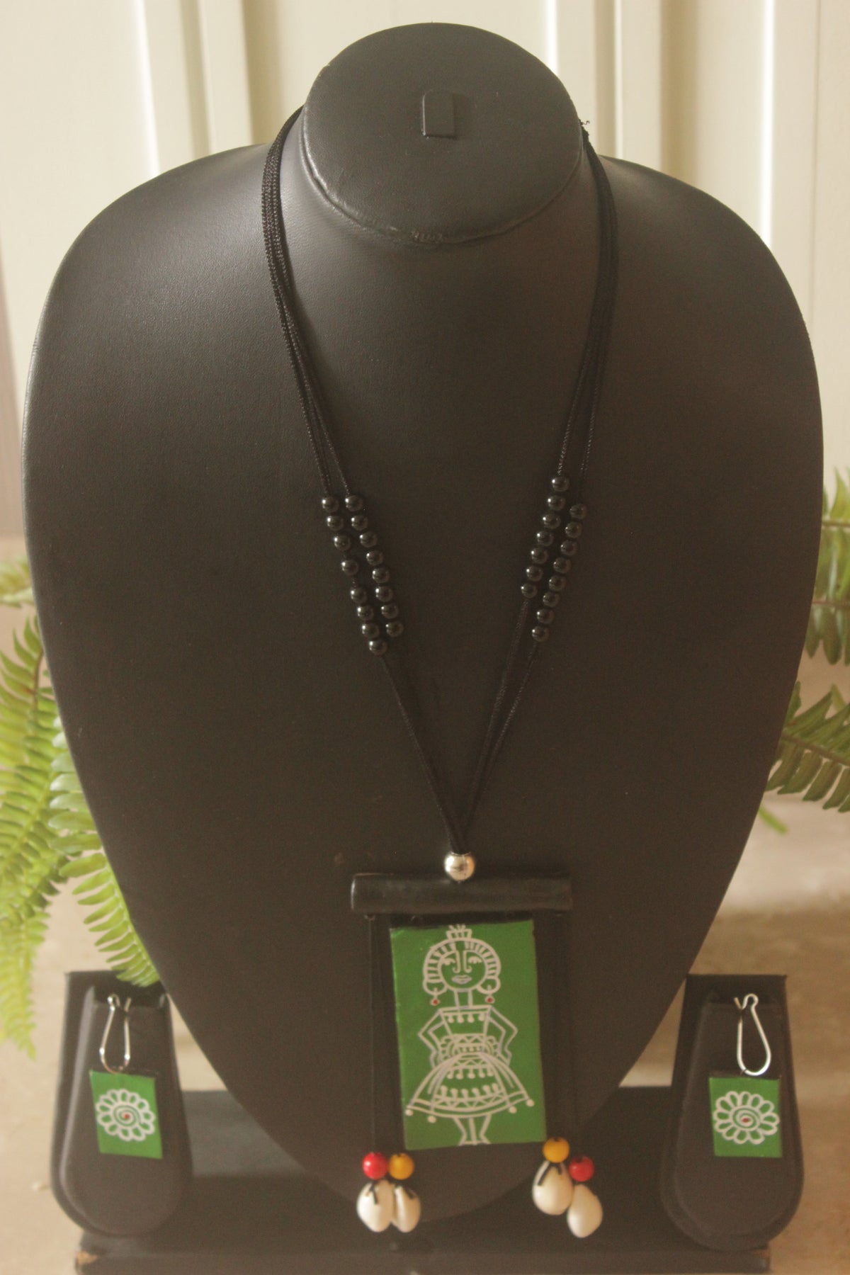 Green Warli Hand Painted Tribal Woman Terracotta Clay Necklace Set