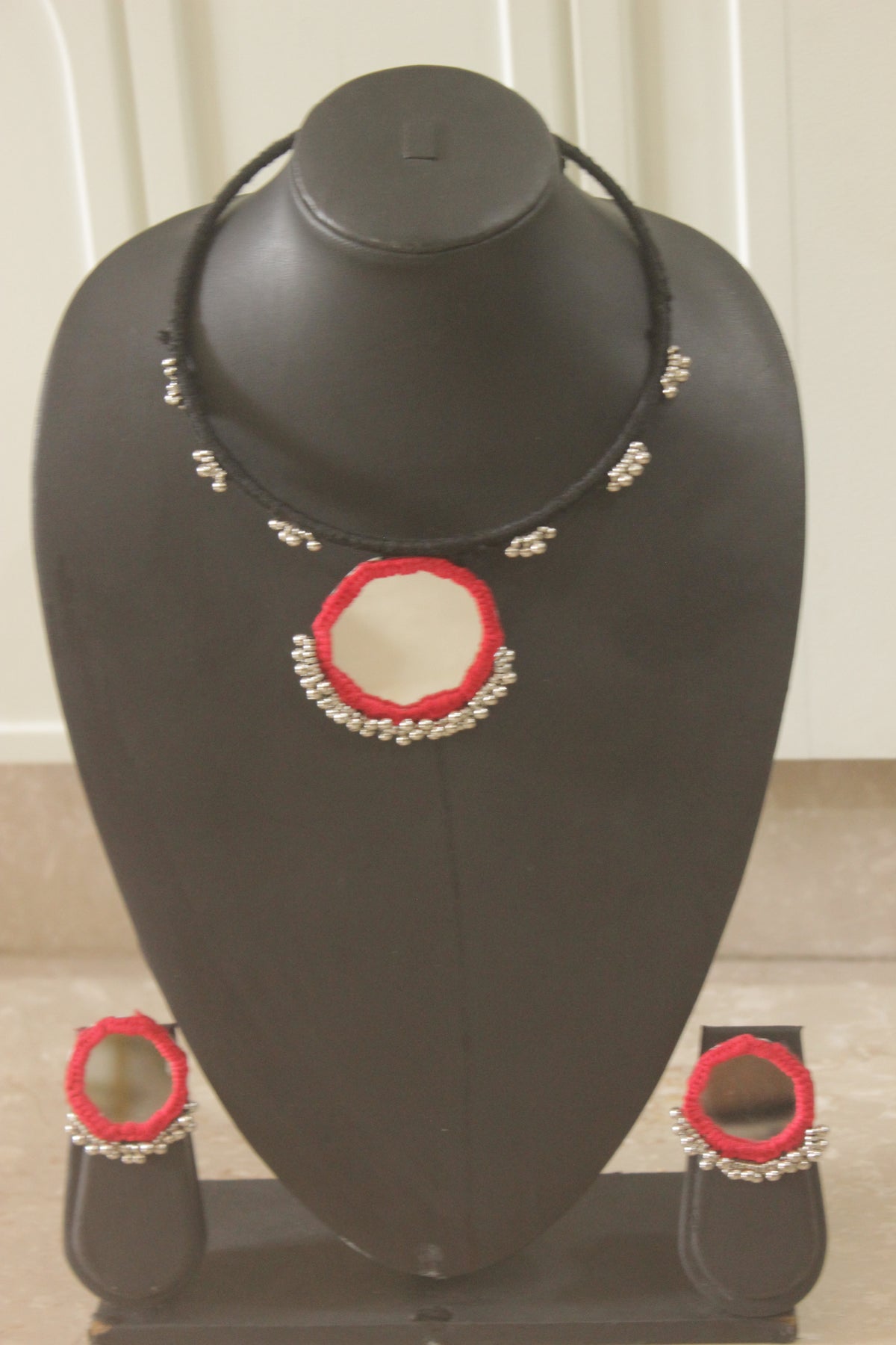 Black and Red Fabric Choker Necklace Set