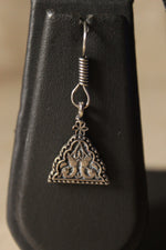 Load image into Gallery viewer, Banarasi Fabric Handcrafted Necklace Set with Braided Threads Closure
