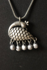 Load image into Gallery viewer, Oxidised Silver Peacock Motif Chain Necklace
