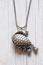 Load image into Gallery viewer, Oxidised Silver Peacock Motif Chain Necklace
